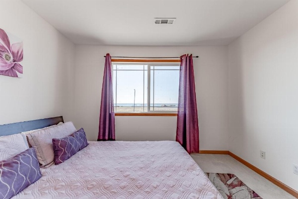 Crescent City Beach House image 27